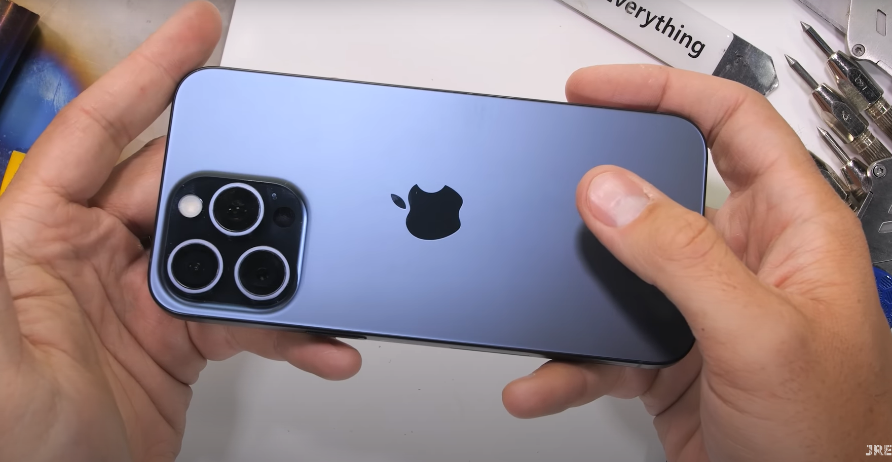 iPhone 15 Pro Max 測試過程。(互聯網)