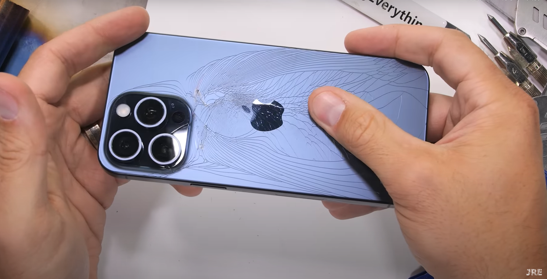 iPhone 15 Pro Max 測試過程。(互聯網)