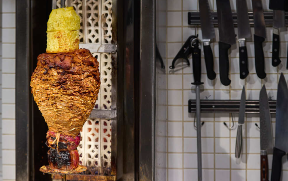 粟米夾餅精選有Al Pastor from the Trompo醃豬肉燒菠蘿粟米夾餅(HK$48)