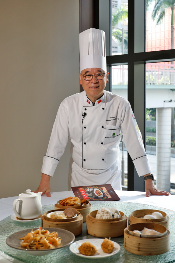 這天便有幸聽總廚馬榮德師傅向我們訴說六國的歷史和對傳統粵菜的態度。(攝:林俊源)