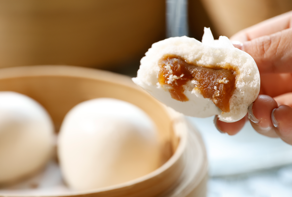 蛋黃麻蓉包 $60 (攝:林俊源)