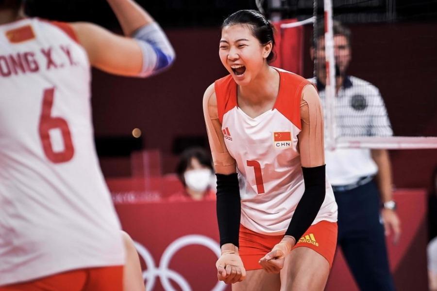 袁心玥球技好,又有「觀眾緣」,是最受歡迎的中國女排球員之一。(網上圖片)