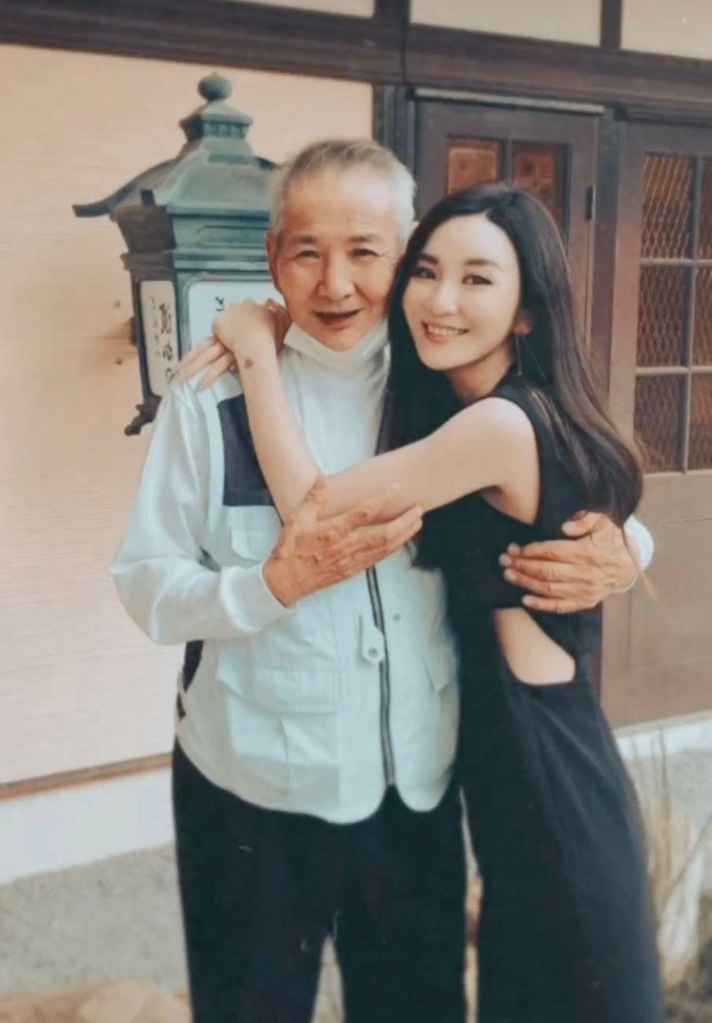 裕美成功與失聯逾20年的父親團聚。