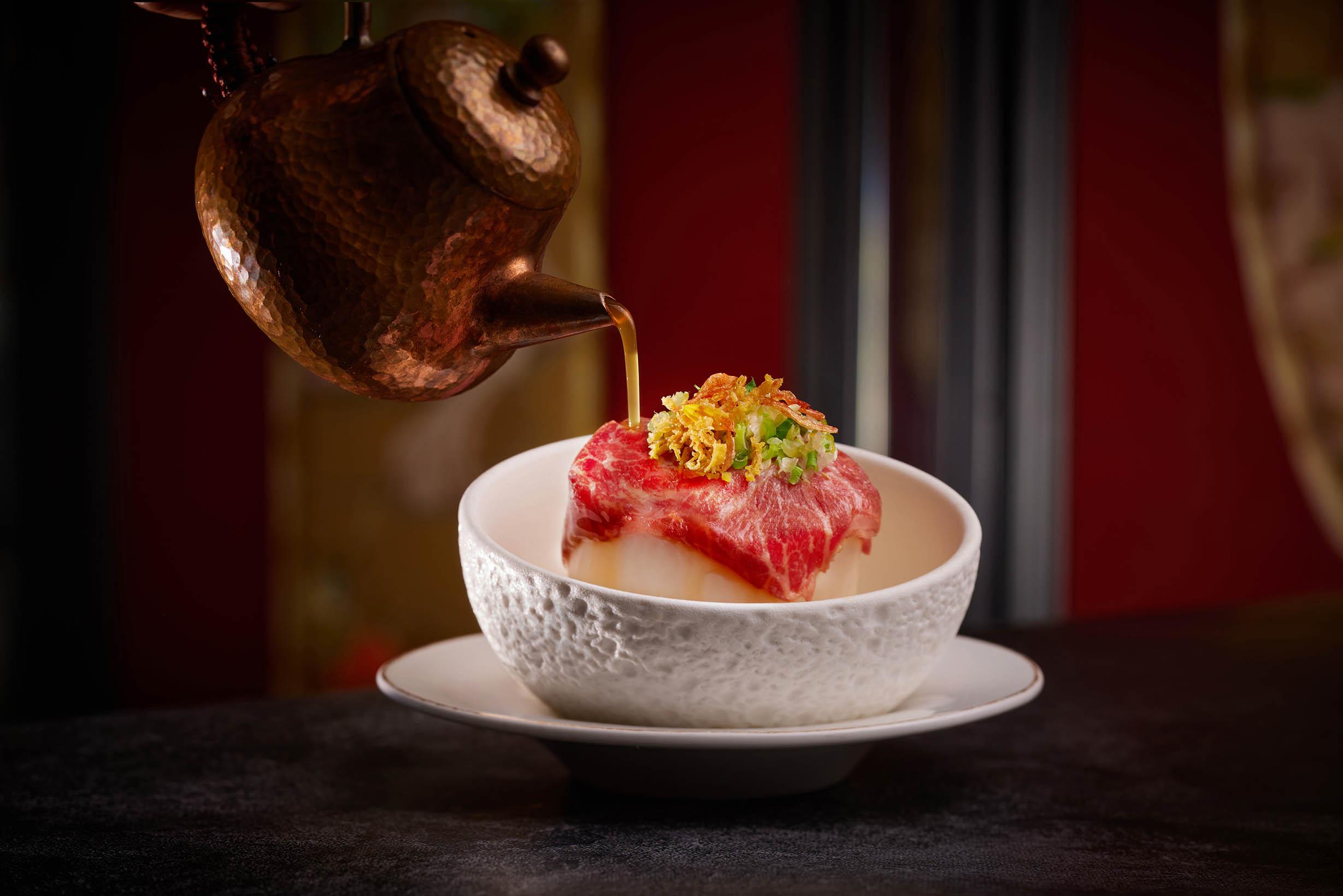 順化牛肉湯過橋韓牛松茸五常大米