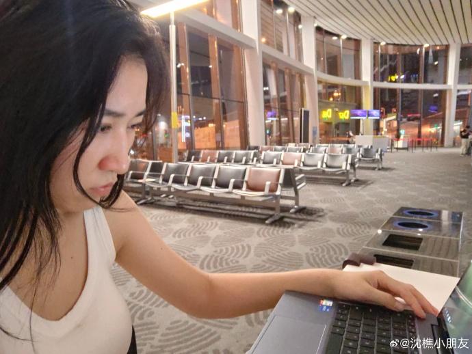 中國女星沈樵入獄2年後復出,在微博表示要展開新生活。(沈樵微博)