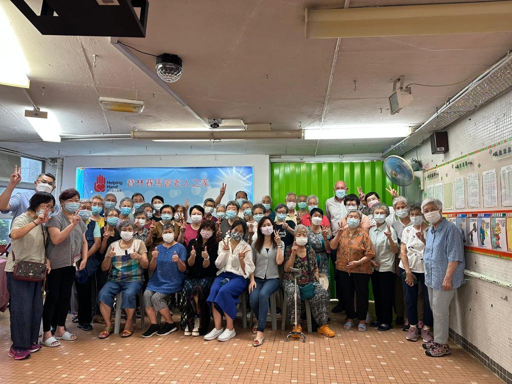 兩姊妹接手品牌後,推動品牌發展更熱心公益,參與多年「回饋社會;關愛社區」活動。