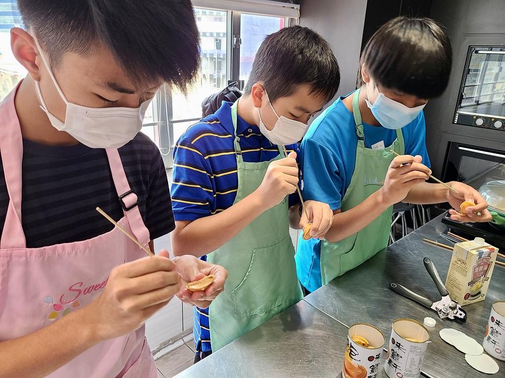 學校舉辦不同活動培養同學技能、思維、價值觀。