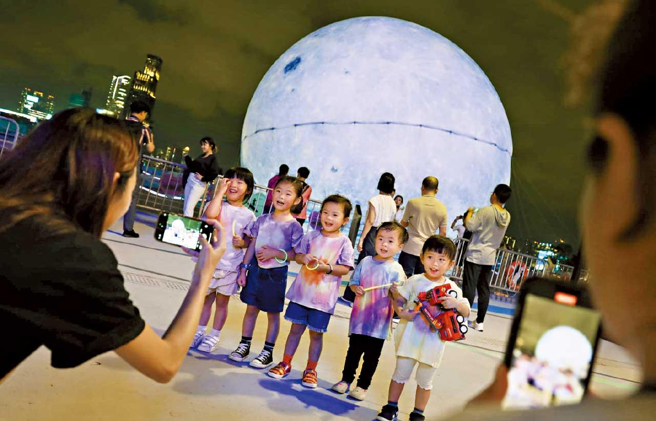 灣仔海濱藝遊坊