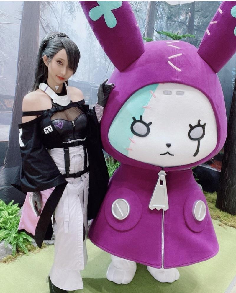 《One Piece海賊王》|日本Cosplayer花咲來夢扮真人版娜美超讚