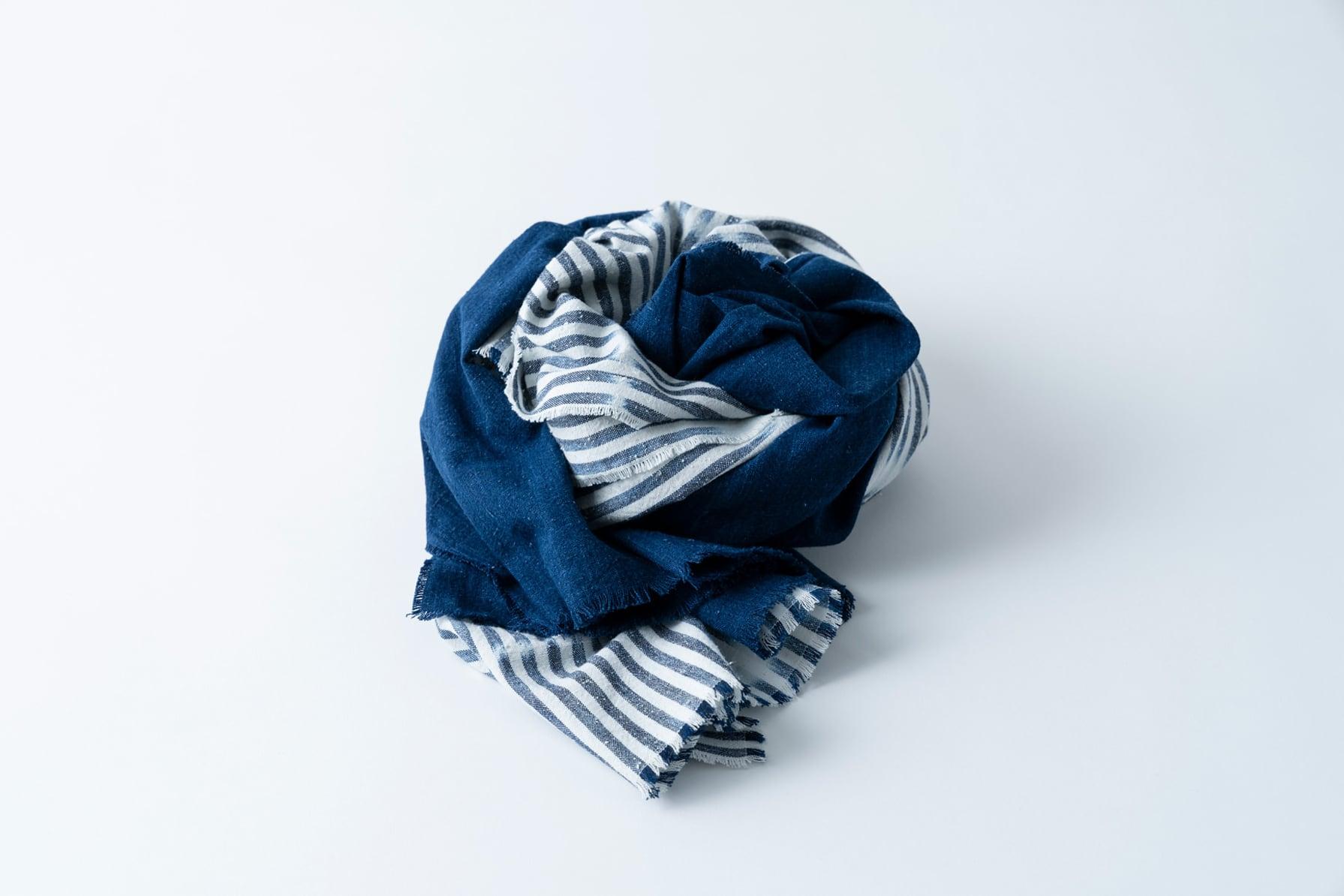 Heredia Bingo Kasuri 披肩 (HK$1,099)