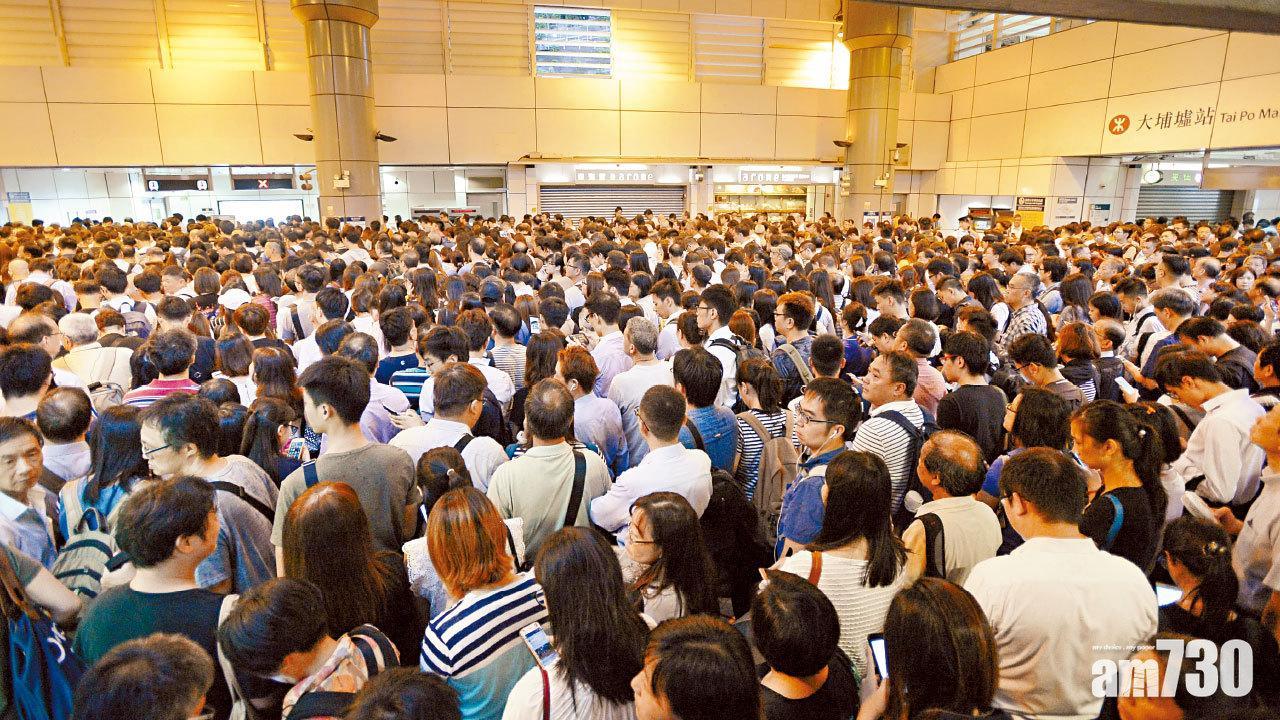 山竹颱風對香港破壞嚴重。(資料圖片)