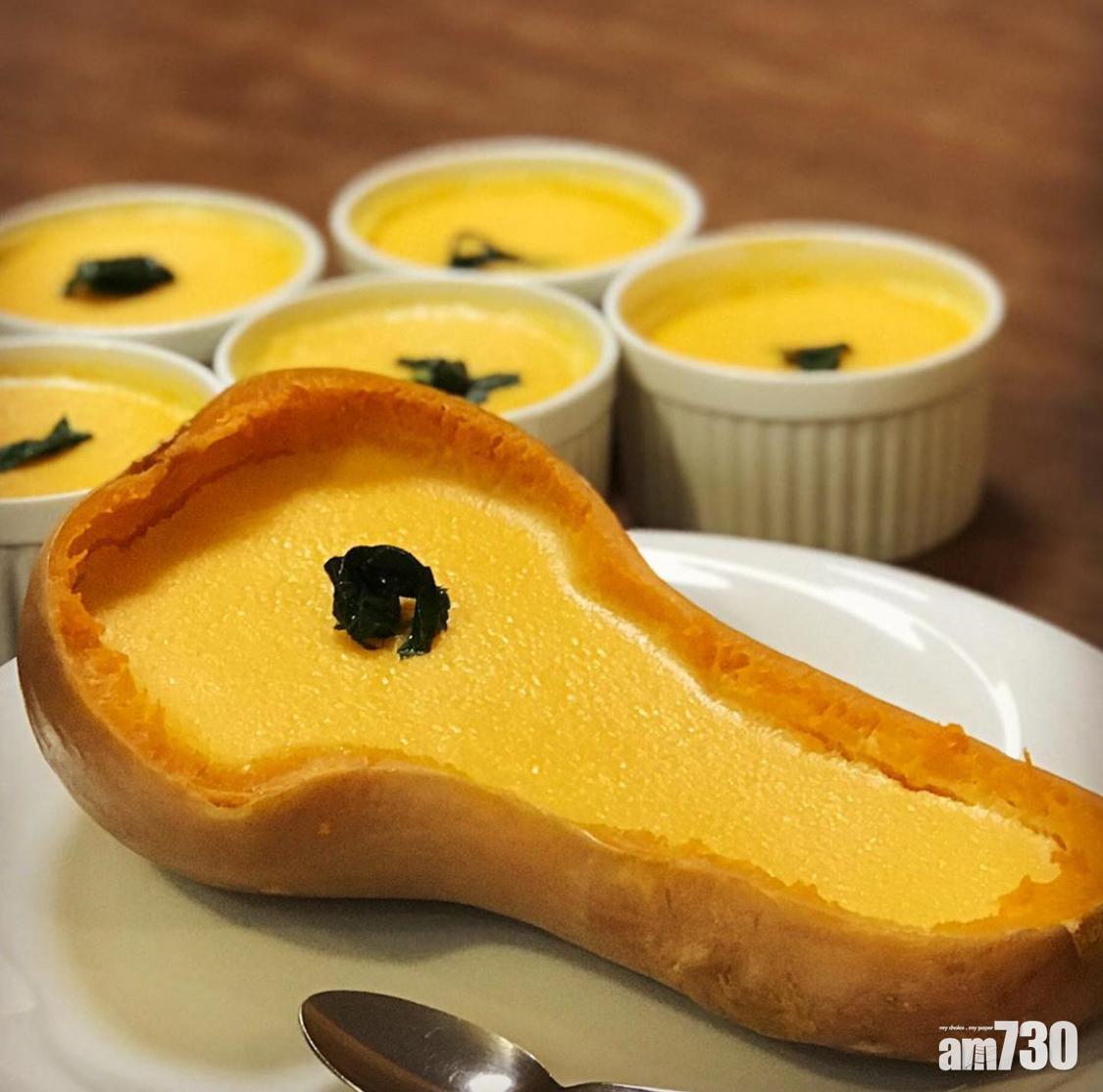 甜品食譜|南瓜牛奶布丁可以直接用南瓜當作容器。(instagram@koyasu_3292)