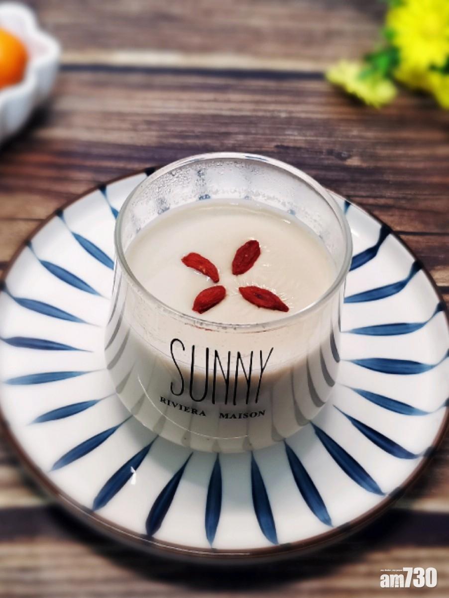 豆漿機食譜|血氣較虛的人士適合喝這款「四紅」豆漿。