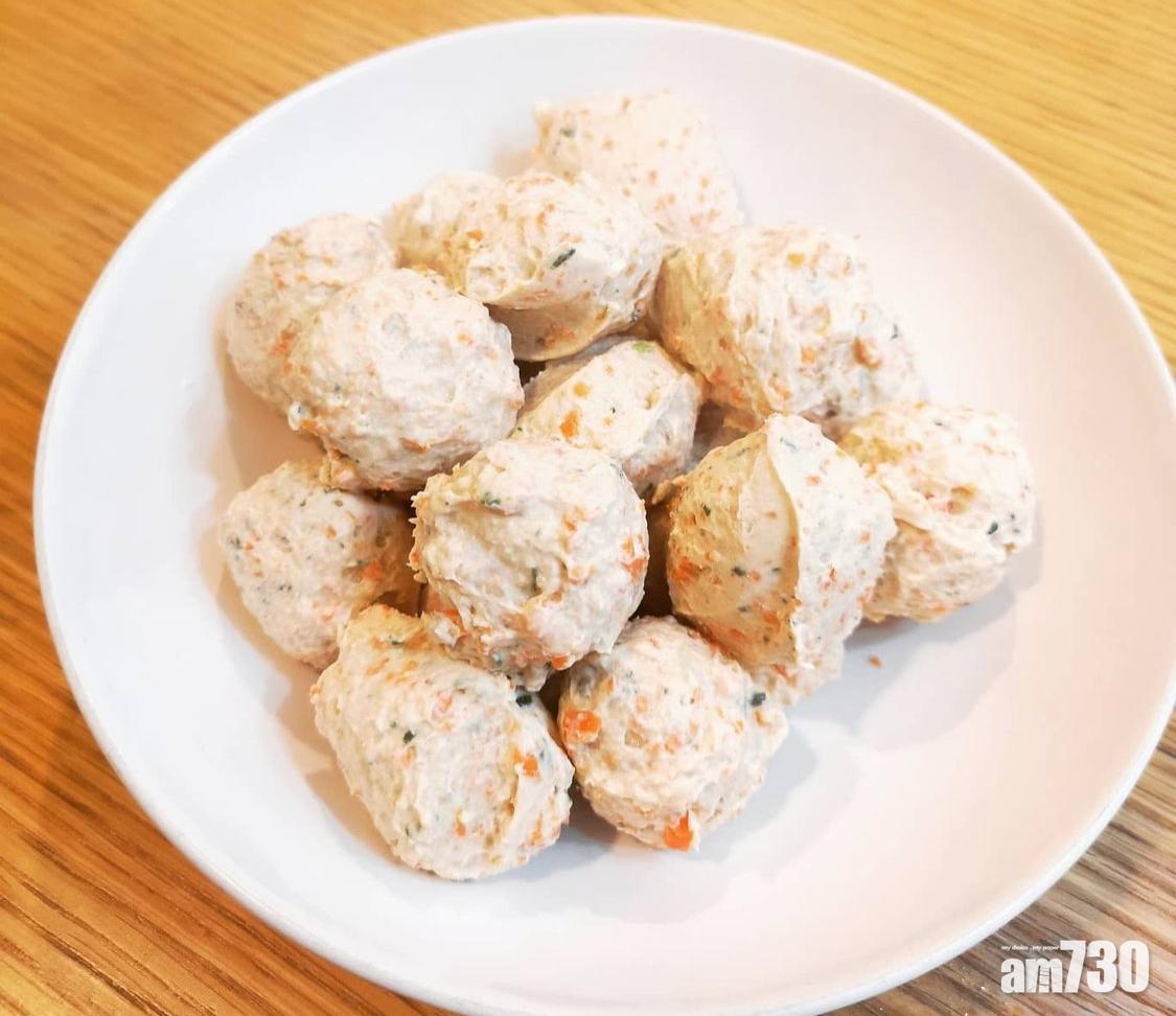 雞胸肉食譜|番茄雞肉丸製作時,若果不喜歡番茄的話,亦可以直接將肉丸當小食食用。