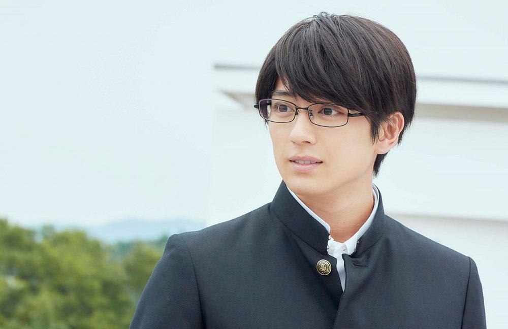 真人版《海賊王》索隆男星 新田真劍佑愛雙下巴妹