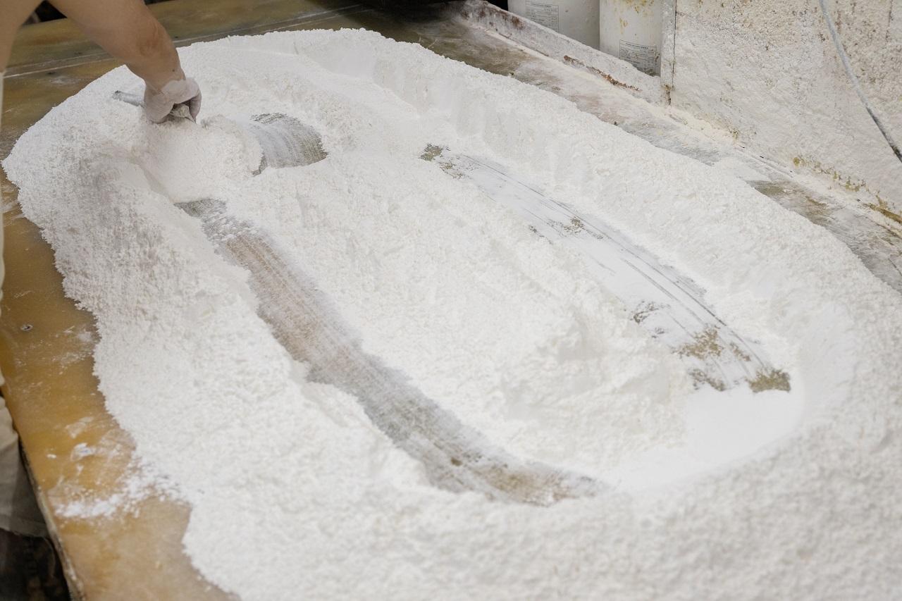 餅皮跟從傳統做法,100%使用泰國水磨糯米粉,入口煙韌帶米香。