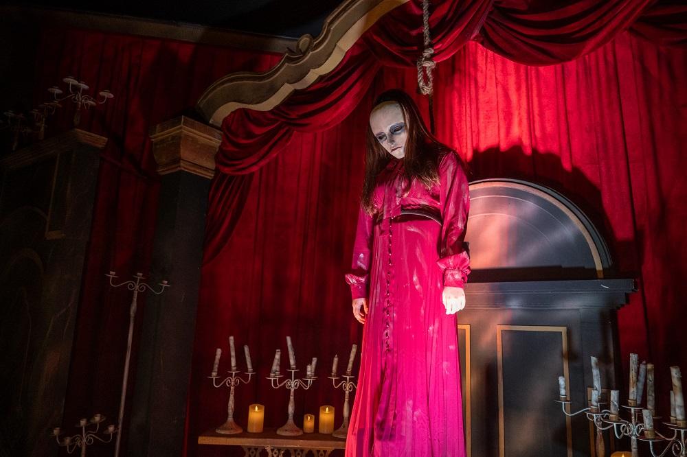 在高峰樂園與鬼魂搏鬥──咒偶II