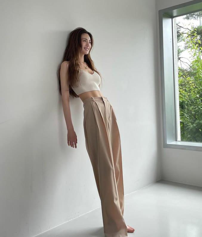 假面女郎Nana林珍娜擁有九頭身及109cm長腿。(Nana林珍娜FB)