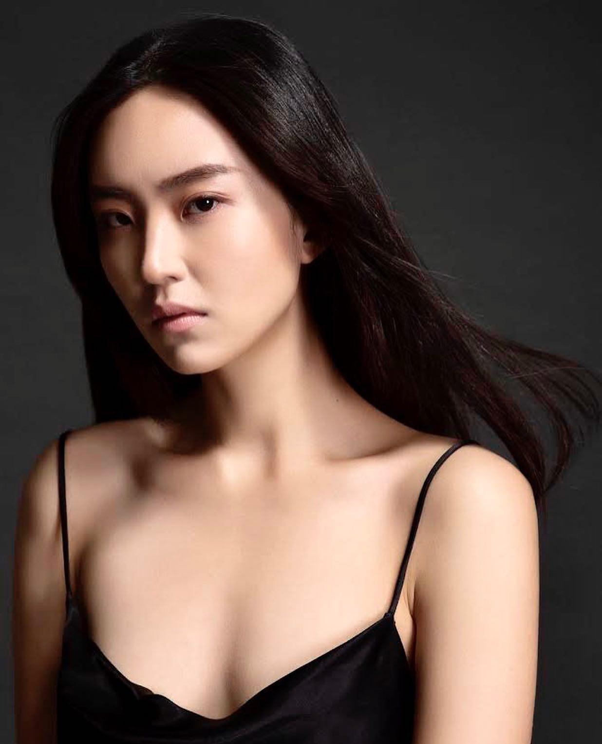 梁庭欣Verna代表香港參選國際小姐(梁庭欣Verna IG)