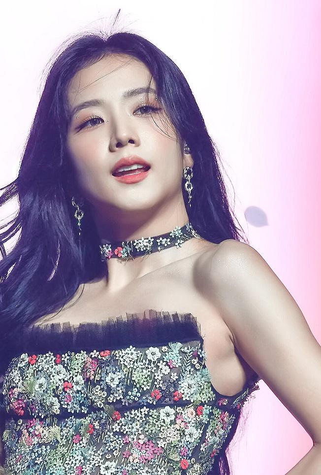 傳聞Jisoo日後以拍戲為主力。