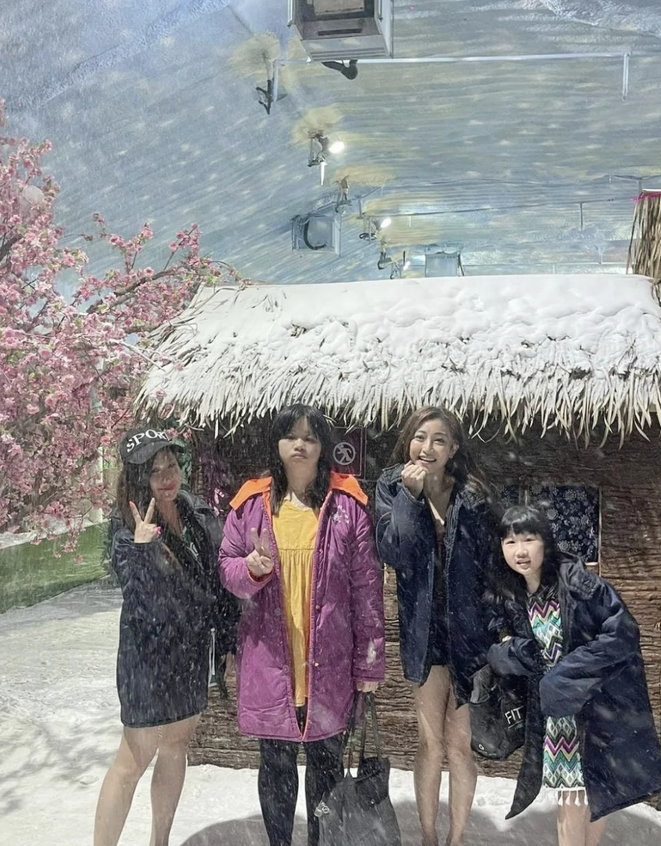 「亞視一姐」阿儀薛影儀與黃榕等好友出遊(阿儀IG)