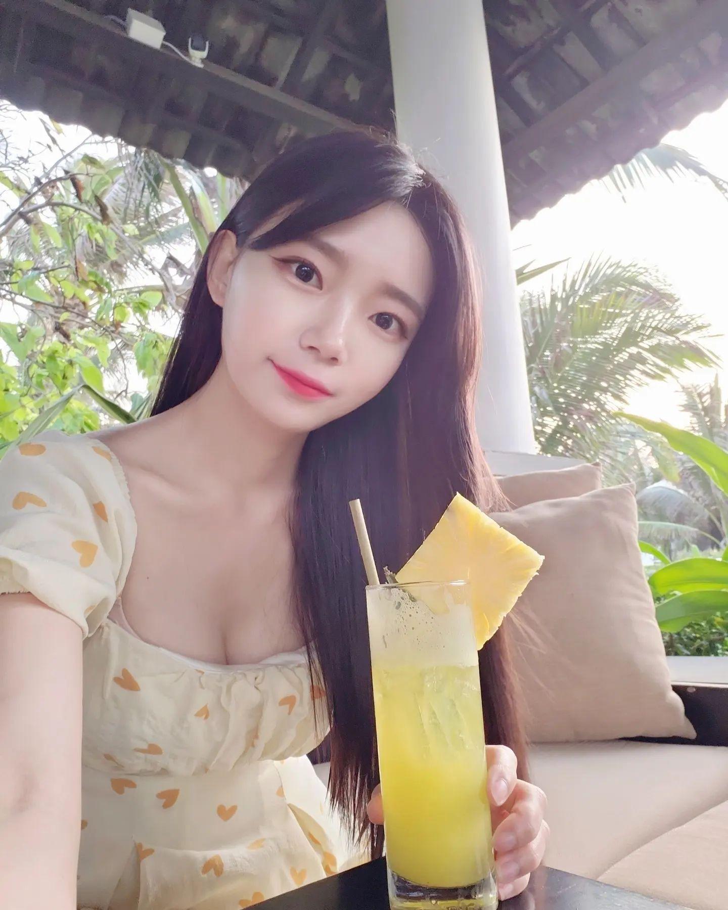 韓國女直播主May May5w(MAY五月오월 IG)