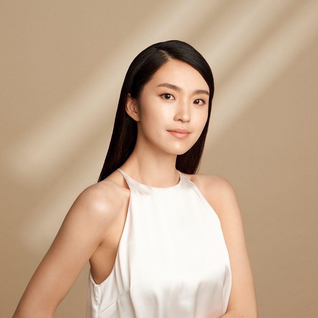 梁庭欣Verna代表香港參選國際小姐(梁庭欣Verna IG)