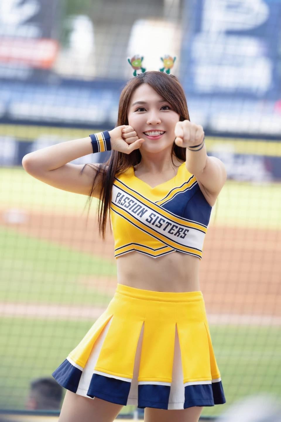 中信兄弟啦啦隊成員Peggy黃沛祺又稱玩美女孩。(Peggy黃沛祺 IG)