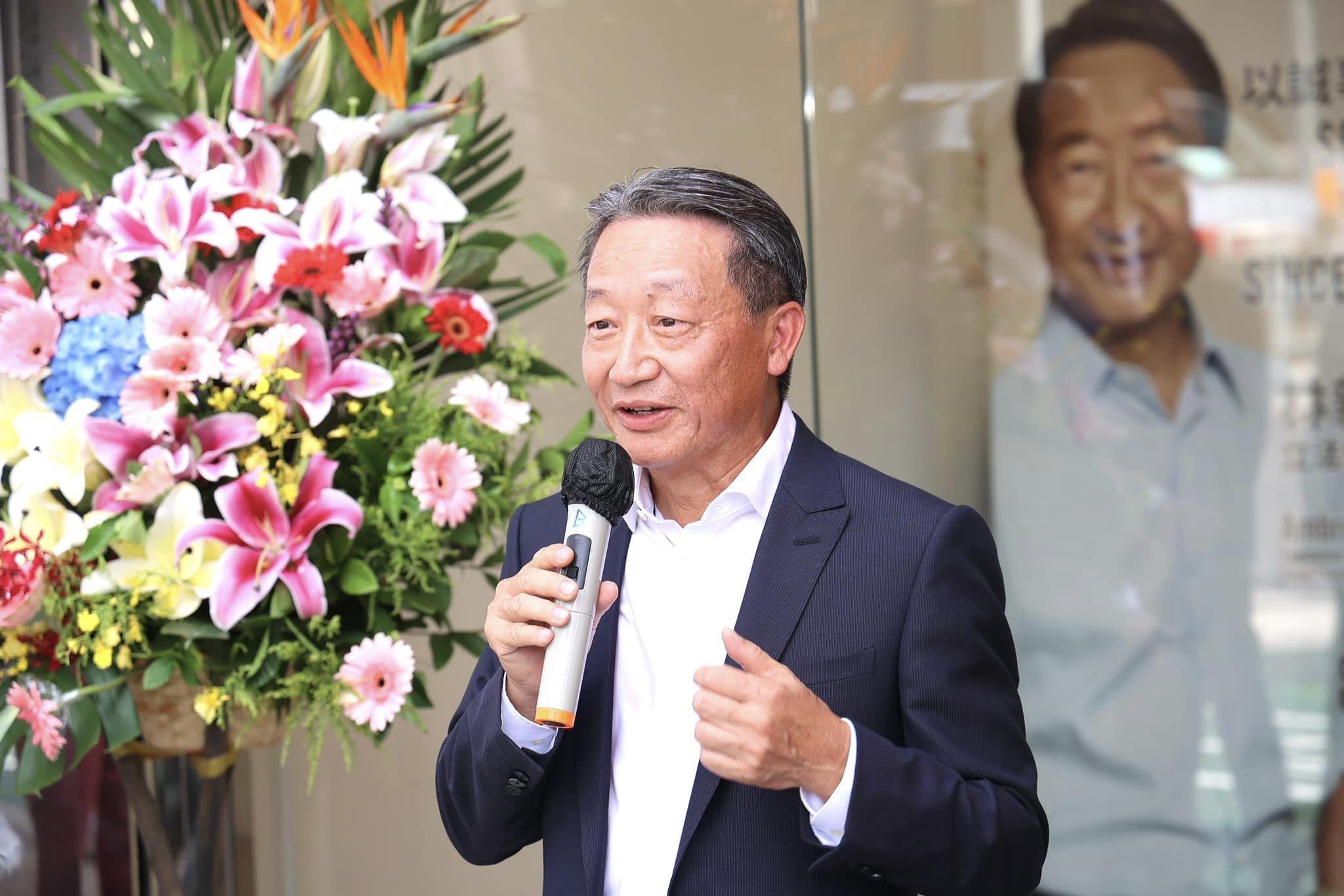 林新強指香港律師必定大有可為。