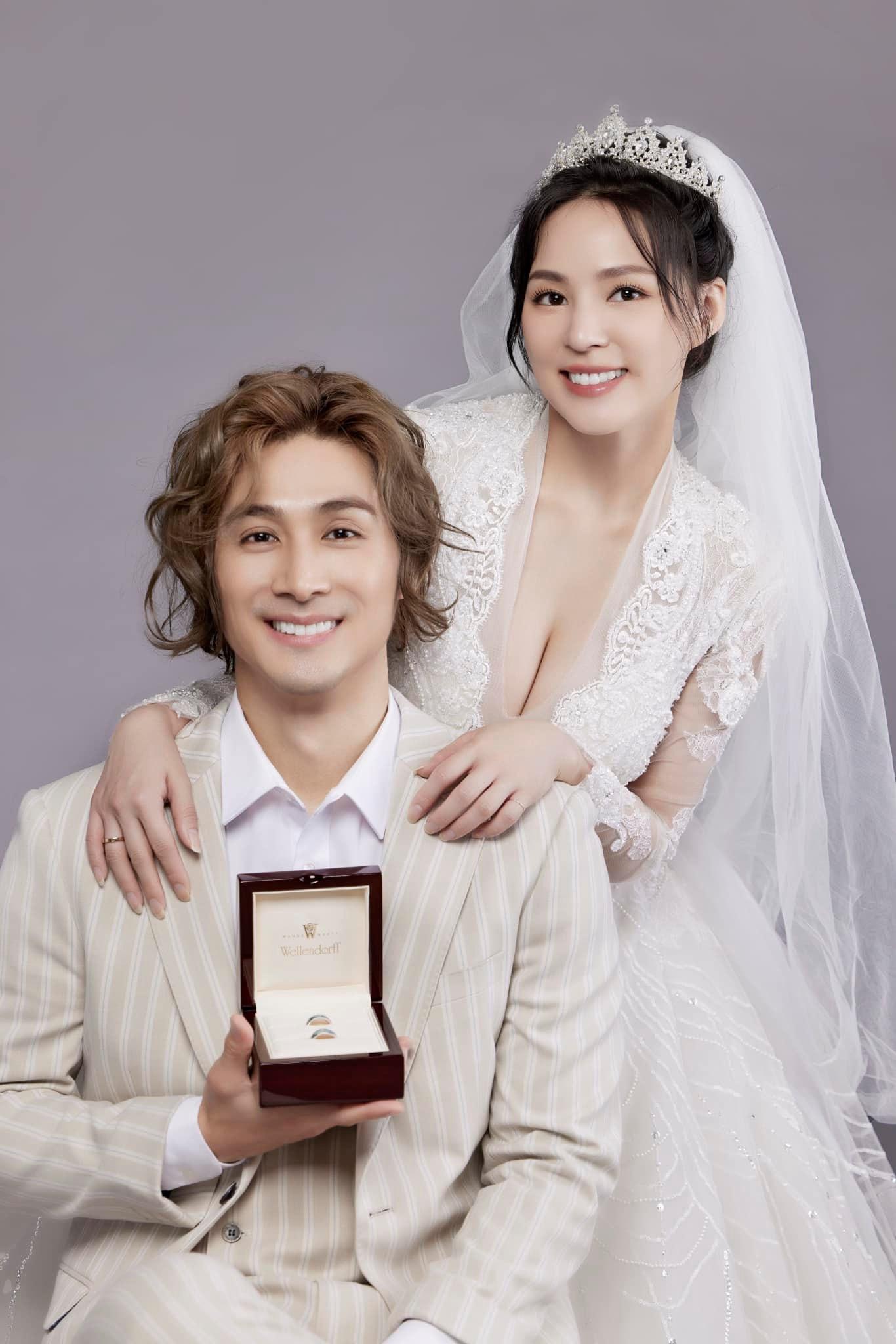 宅男女神熊熊與身老公Mars7月結婚,9月初宣布有喜。(熊熊IG)