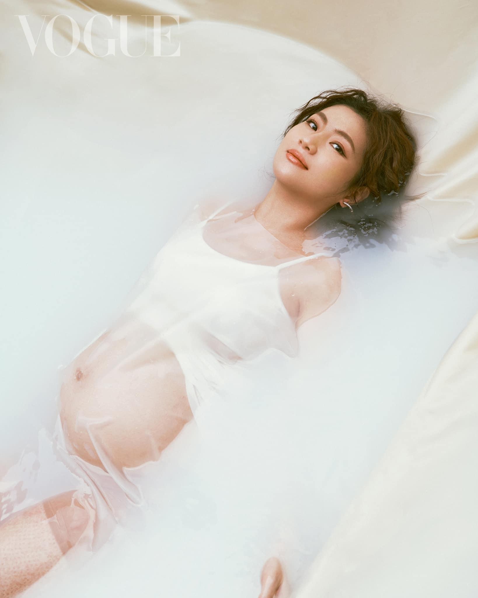 Selina任家萱誕小腰果後 回帶曬大尺度懷孕照露肚皮(Selina任家萱 IG)