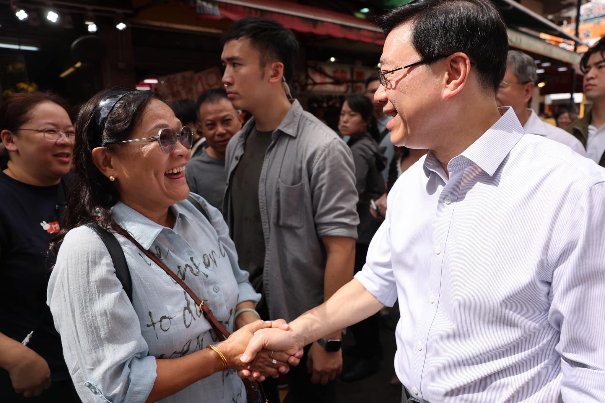 施政報告2023|李家超元朗新街視察衞生黑點 指衞生及阻街問題得到妥善解決 (@fb 李家超 John KC Lee)