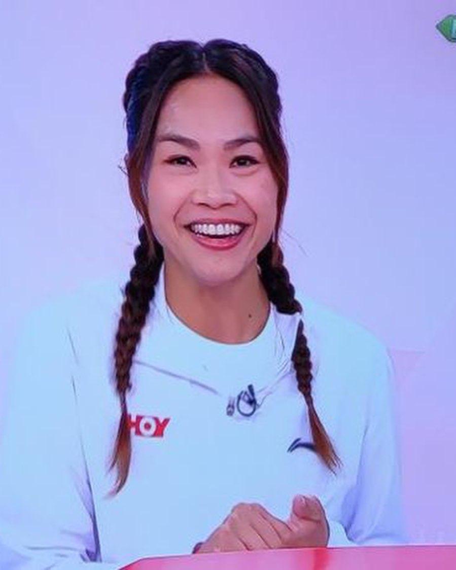 「牛下女車神」李慧詩邀請網民評選最佳造型。(李慧詩fb圖片)