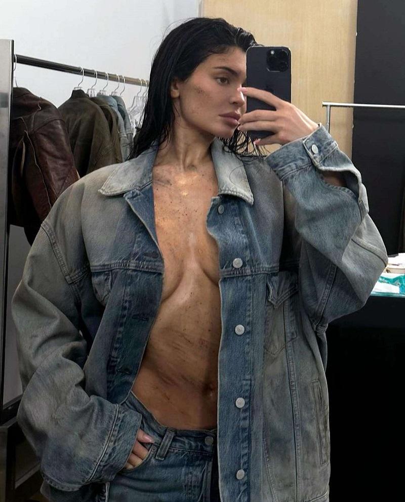 添麥菲查洛美新歡 Kylie Jenner廣告玩污糟兒