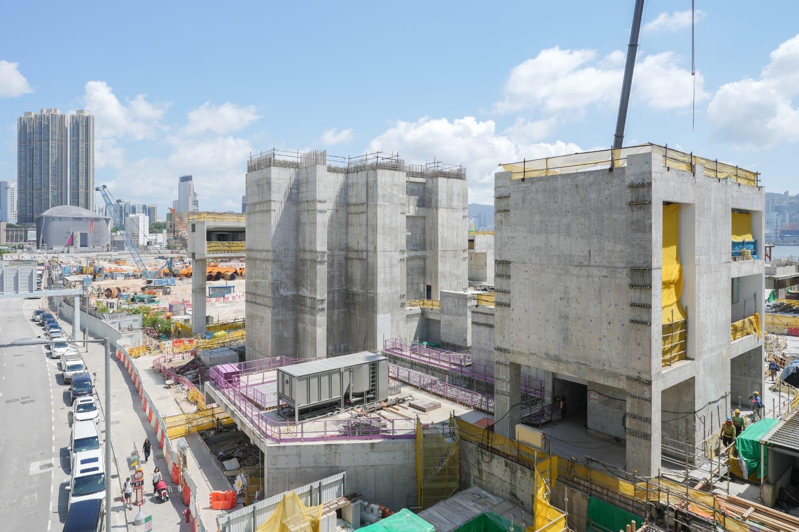 西九工業意外|死者10米清水管離奇臥百米外 直屬二判老闆報警後失聯2日