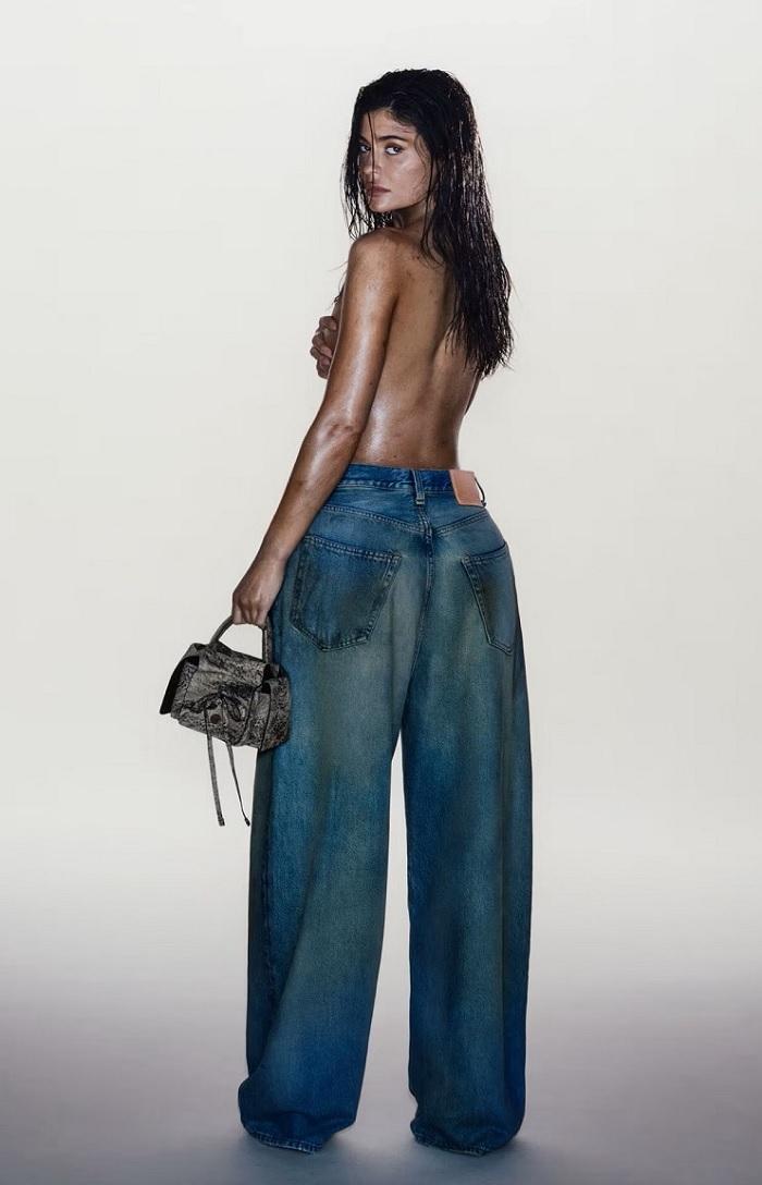 添麥菲查洛美新歡 Kylie Jenner廣告玩污糟兒