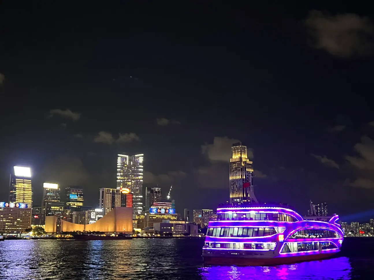 天星小輪暢遊維多利亞港-世星號