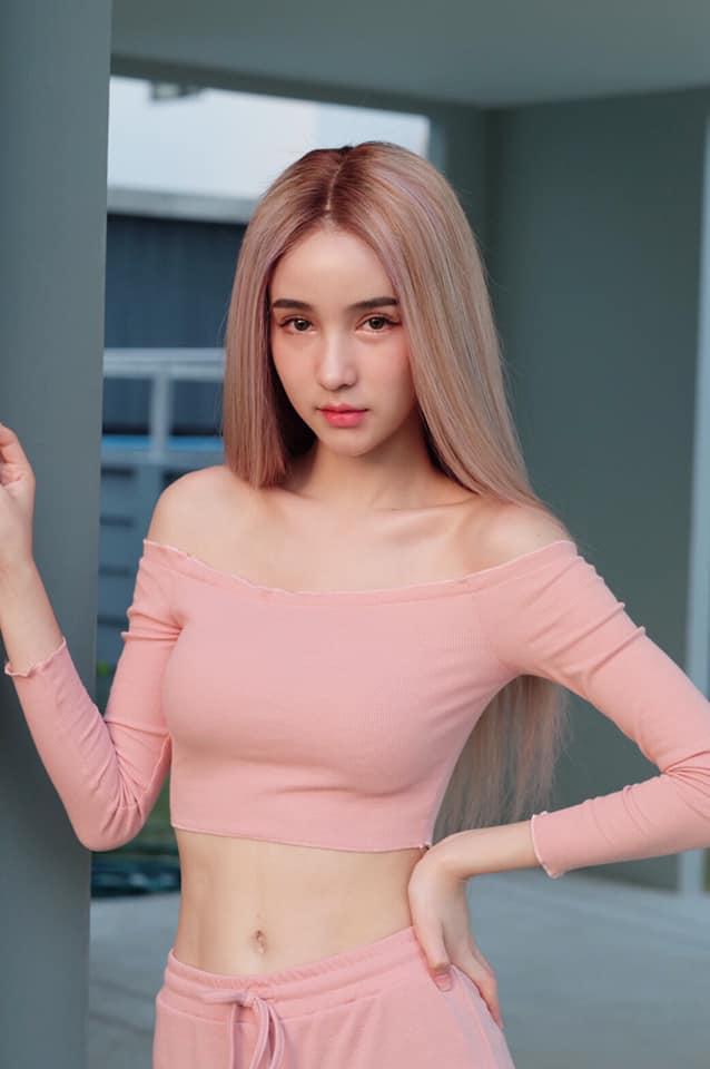 泰國最靚跨性別人士Yoshi(Rinrada Thurapan) IG252萬追蹤(Rinrada Thurapan IG)