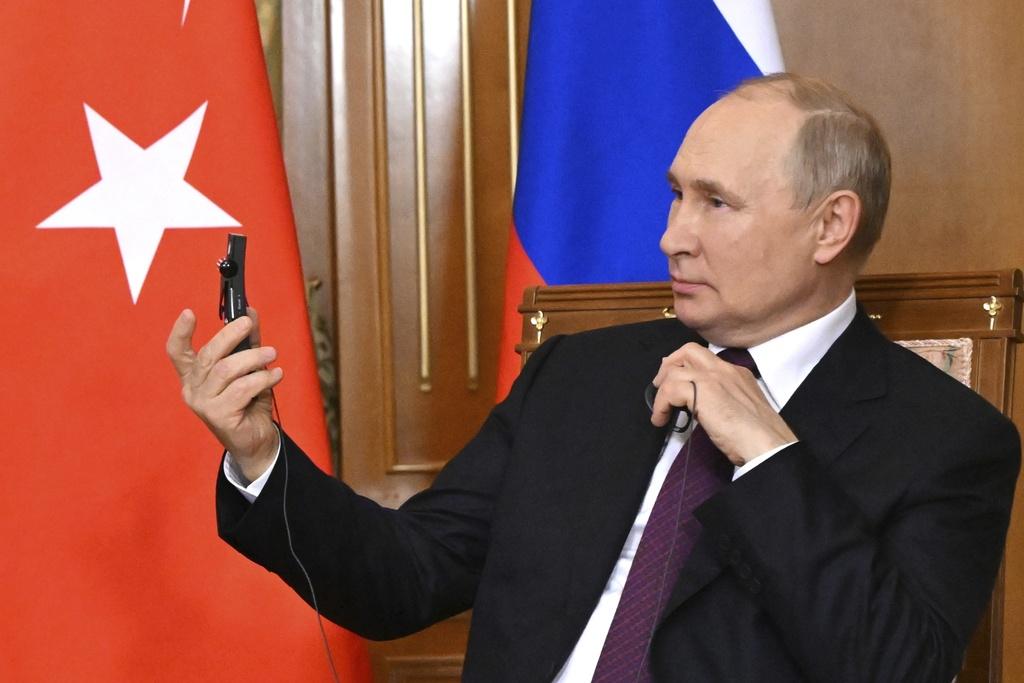 普京替身|普京近期公開露面照片。(美聯社、互聯網)