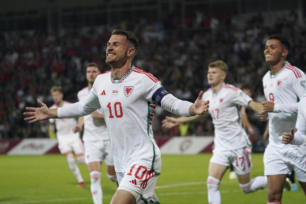 藍斯為威爾斯開紀錄。(美聯社)