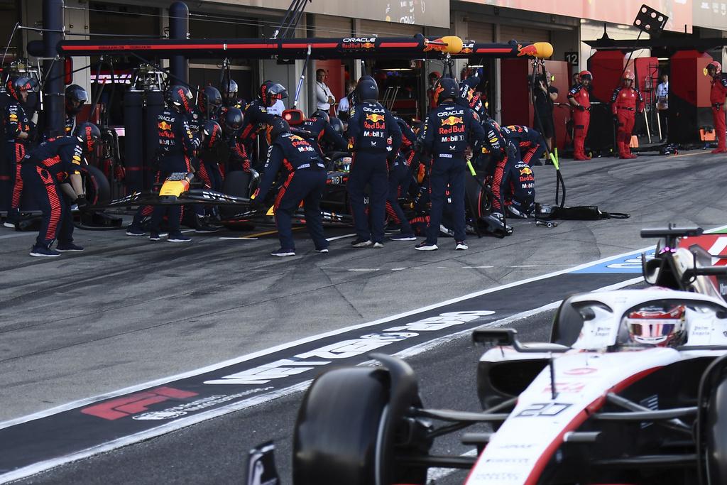 紅牛車隊車站今站再下一城。(美聯社)