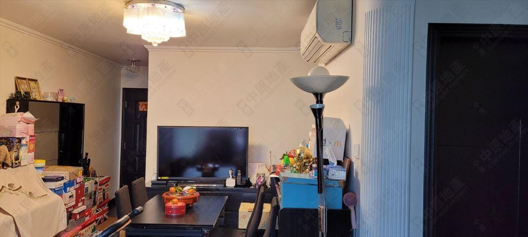 單位間隔四正,屬巨廳開則戶型。(代理提供)