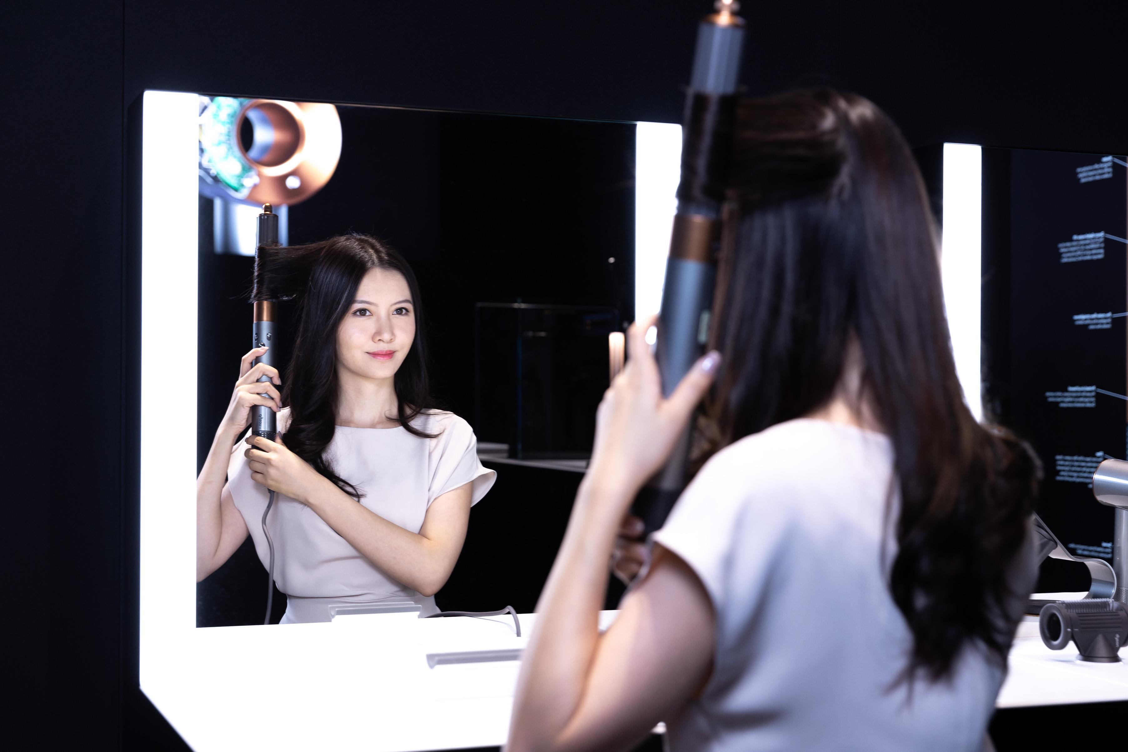 客人可在新店體驗Dyson Supersonic風筒、Dyson Airwrap多功能造型器等。