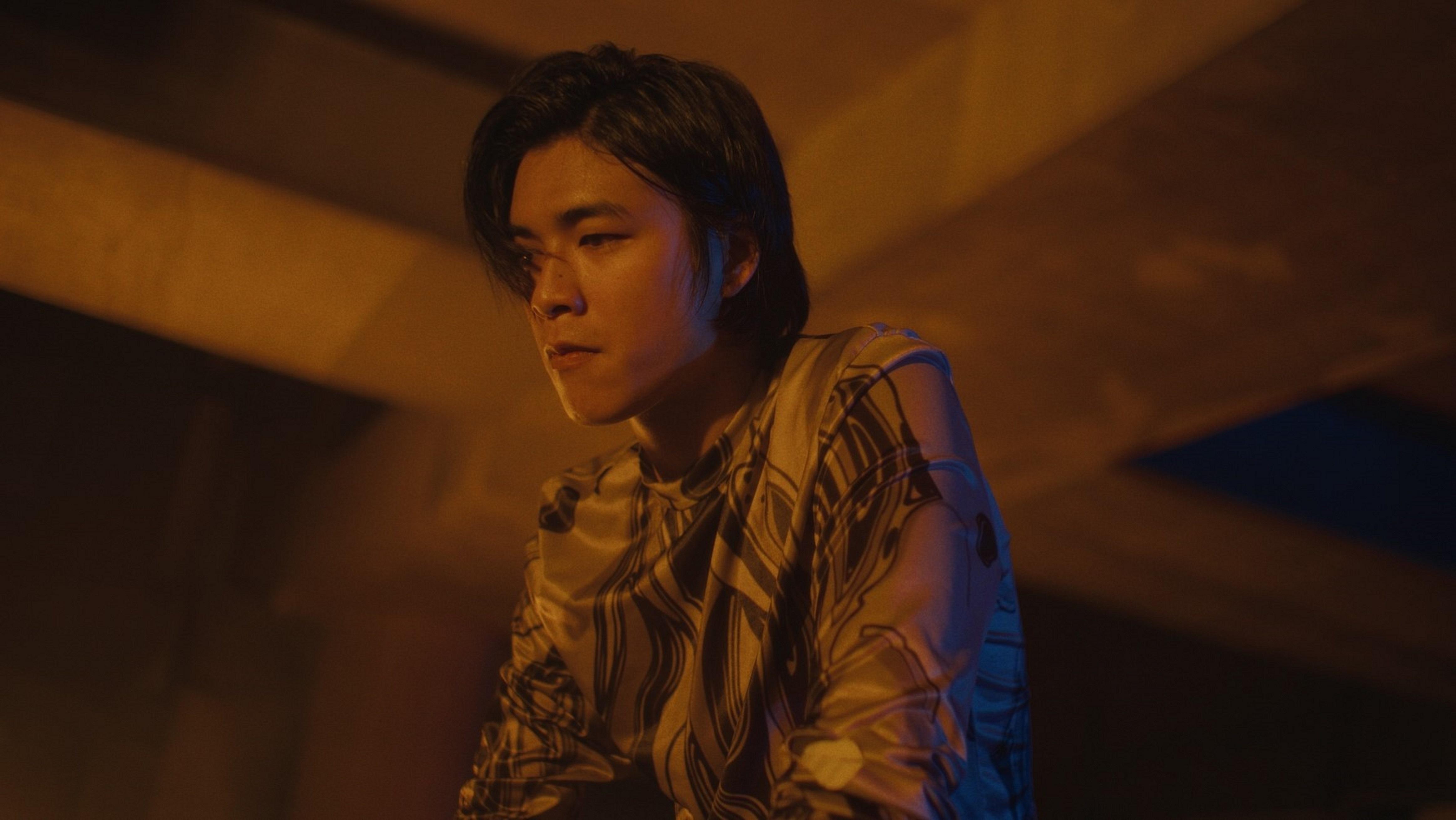 陳焯嵐在《那年盛夏我們綻放如花》演四人幫之一洪諾言,生死關頭連女友都不信任。