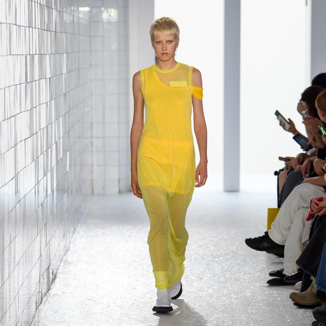 日牌Onitsuka Tiger 2024春夏系列主題為「個性層次」(Personal Layered)。