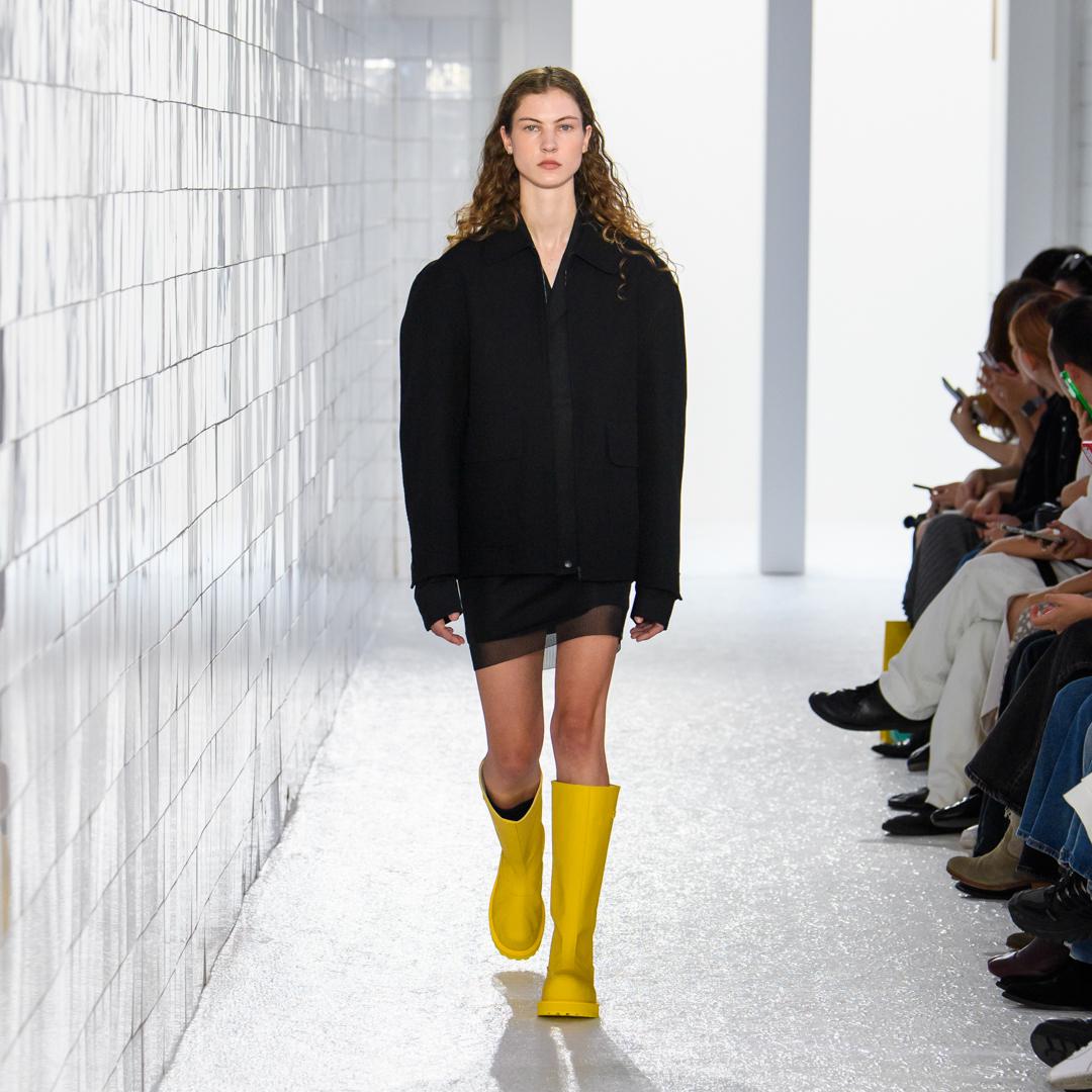 日牌Onitsuka Tiger 2024春夏系列主題為「個性層次」(Personal Layered)。