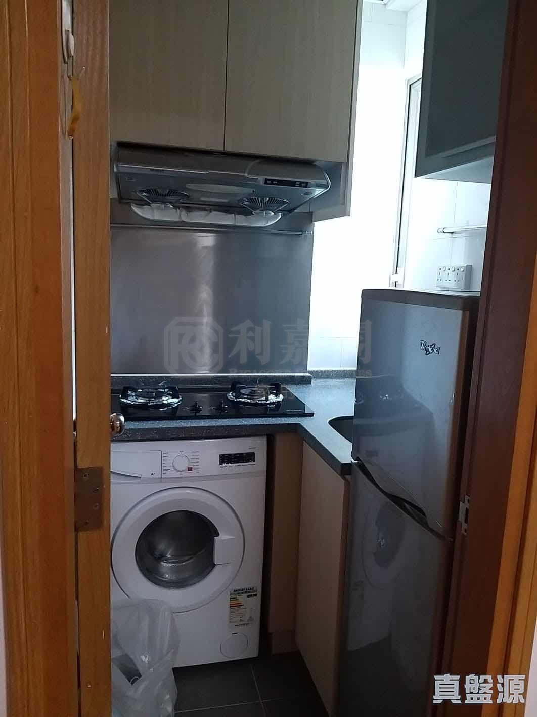 廚房配套齊全,兼且新淨。(代理提供)