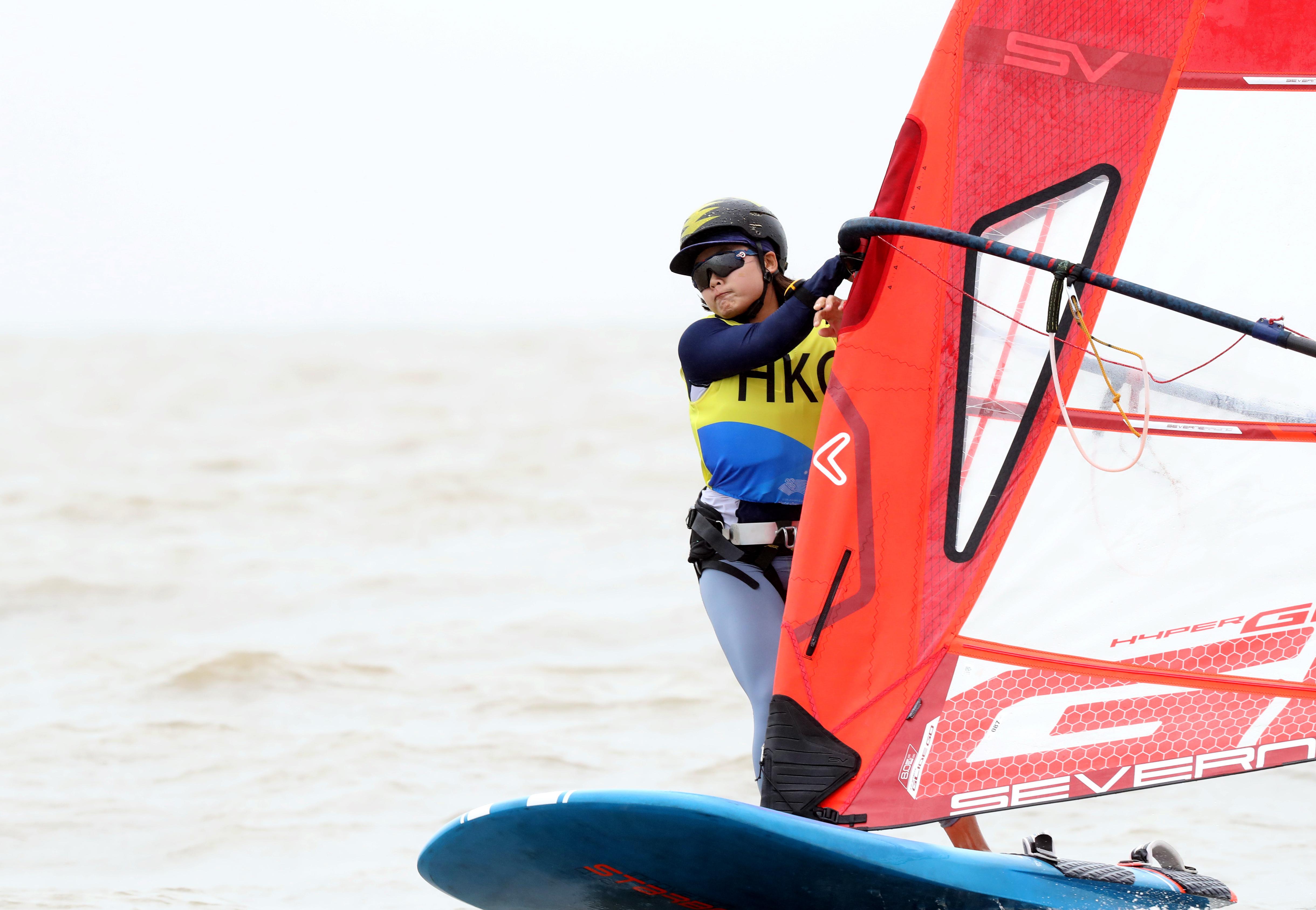 香港女子滑浪風帆iQFOiL代表馬君正。(港協暨奧委會圖片)