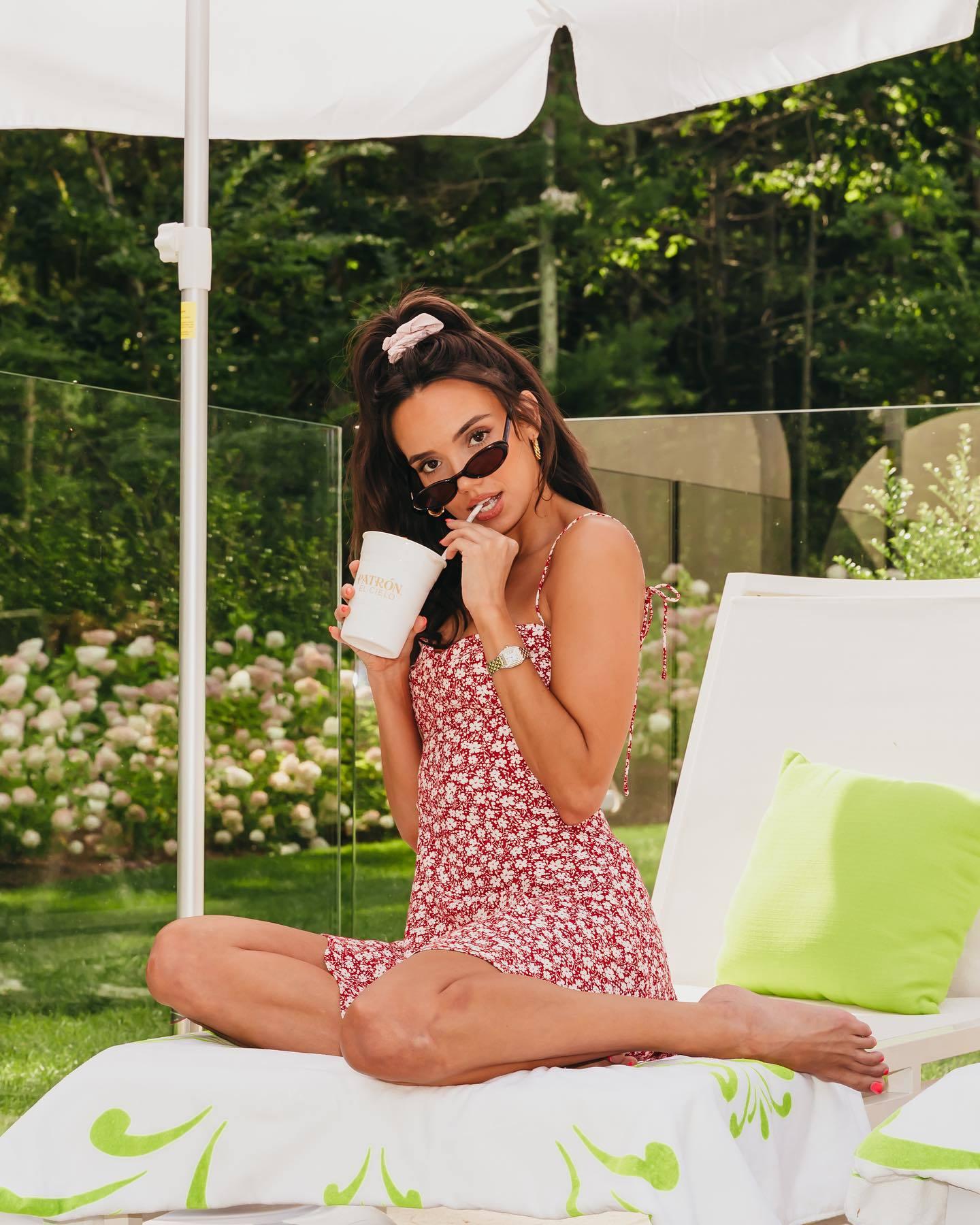 網上熱話|拜金女只想同有錢人拍拖 first date要睇銀行戶口紀錄 網民認同:這是必要的!