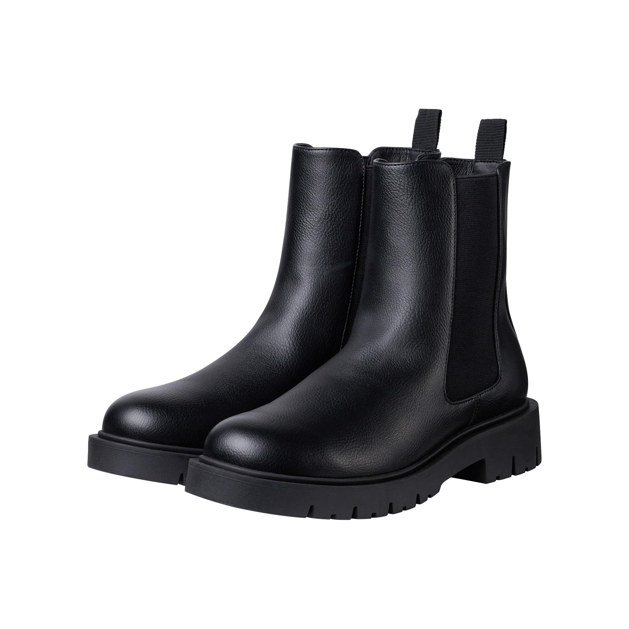 UNIQLO : C短靴 $399